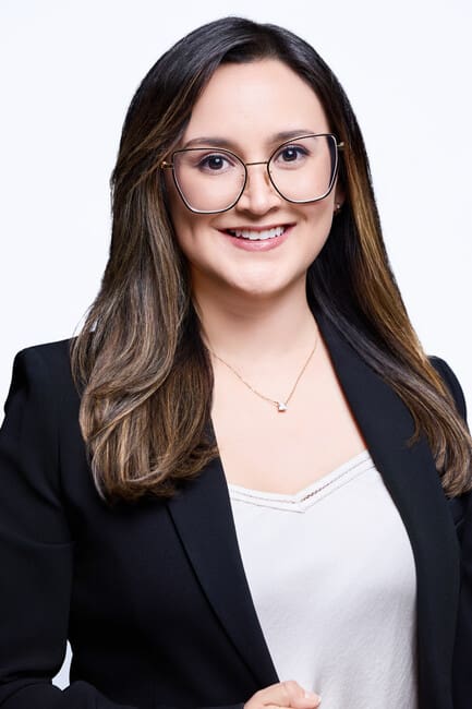 Headshot of Carolina Moreira